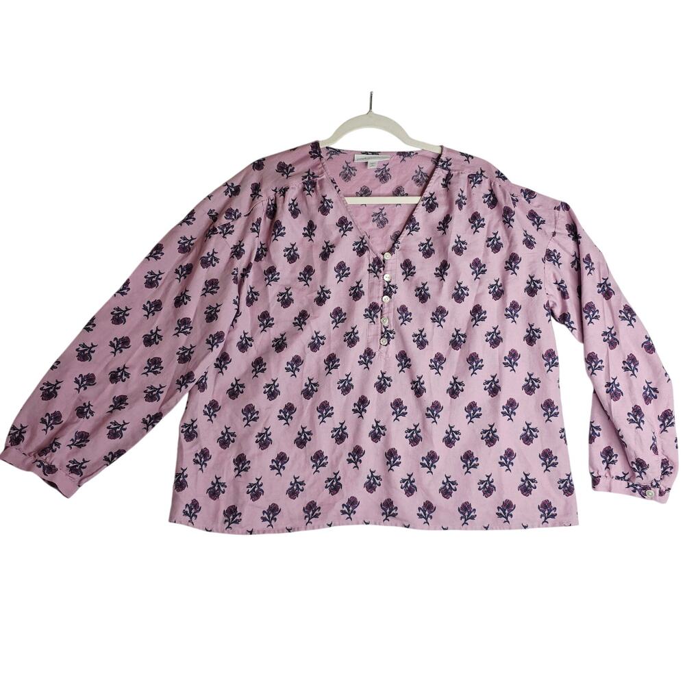 PureJill L Petite Organic Cotton‎ Pink n blue floral Seashell Buttondown blouse
